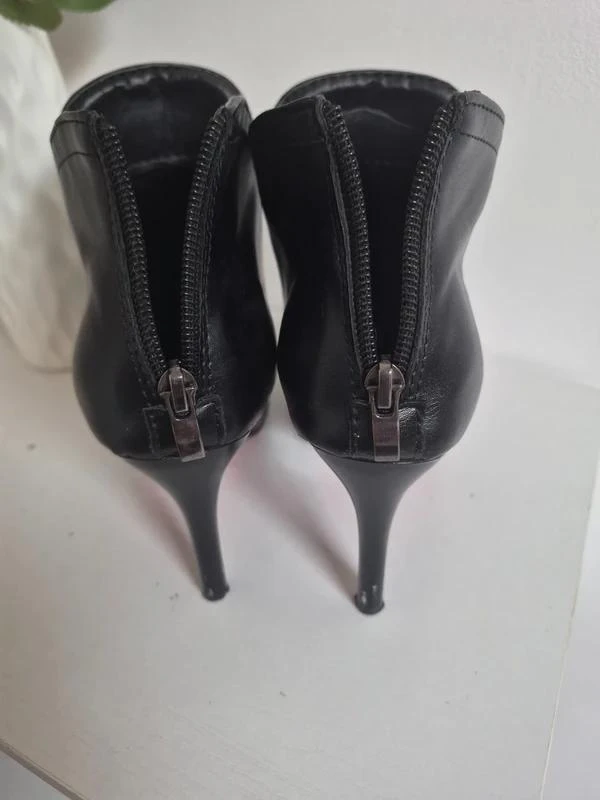 Botas de tacón negras con punta de almendra y cierre de cremallera talla EU36 – photo 2
